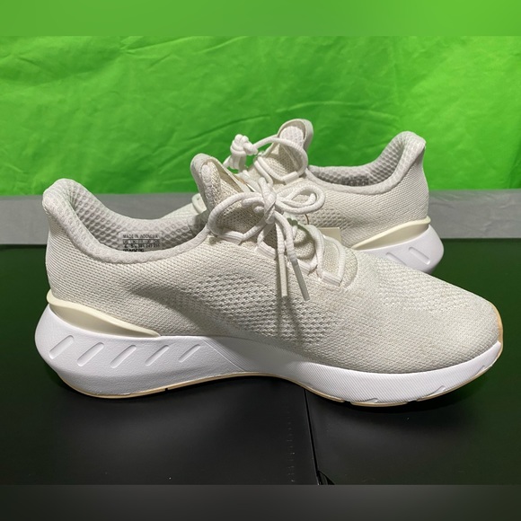 Women’s adidas swift run 2022 decon size 6 youth women size 8 *BRAND NEW* - Picture 4 of 6